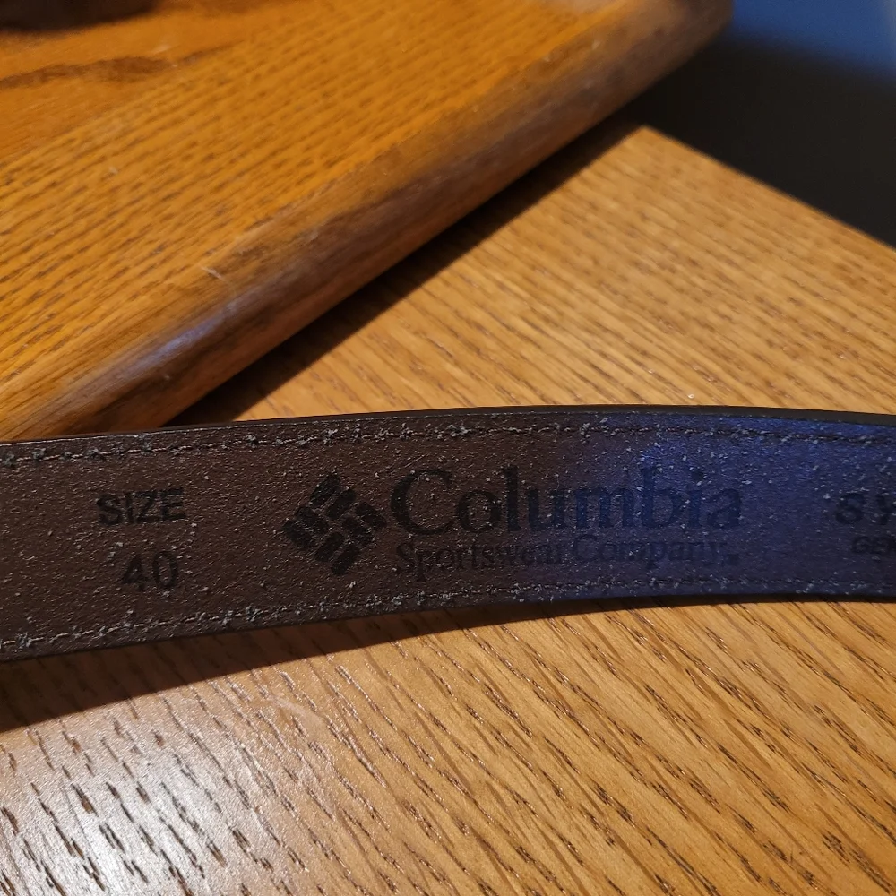 Columbia leather belt Size 40, unisex